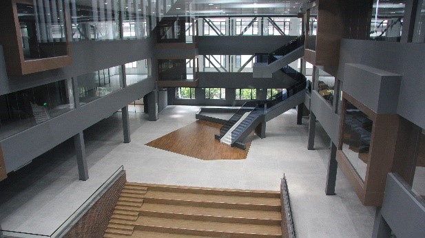 15892442646578566YmC.jpg 3.jpg